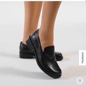 Franco Sarto Elegant Black Leather womens Slip-Ons 8